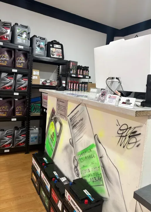 Comptoir d'accueil du magasin